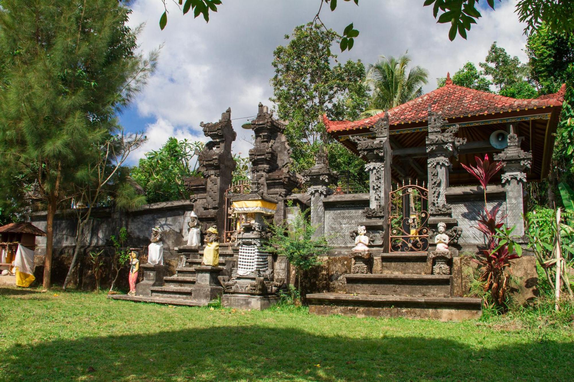 Mandhasativa Homestay Singaraja Extérieur photo