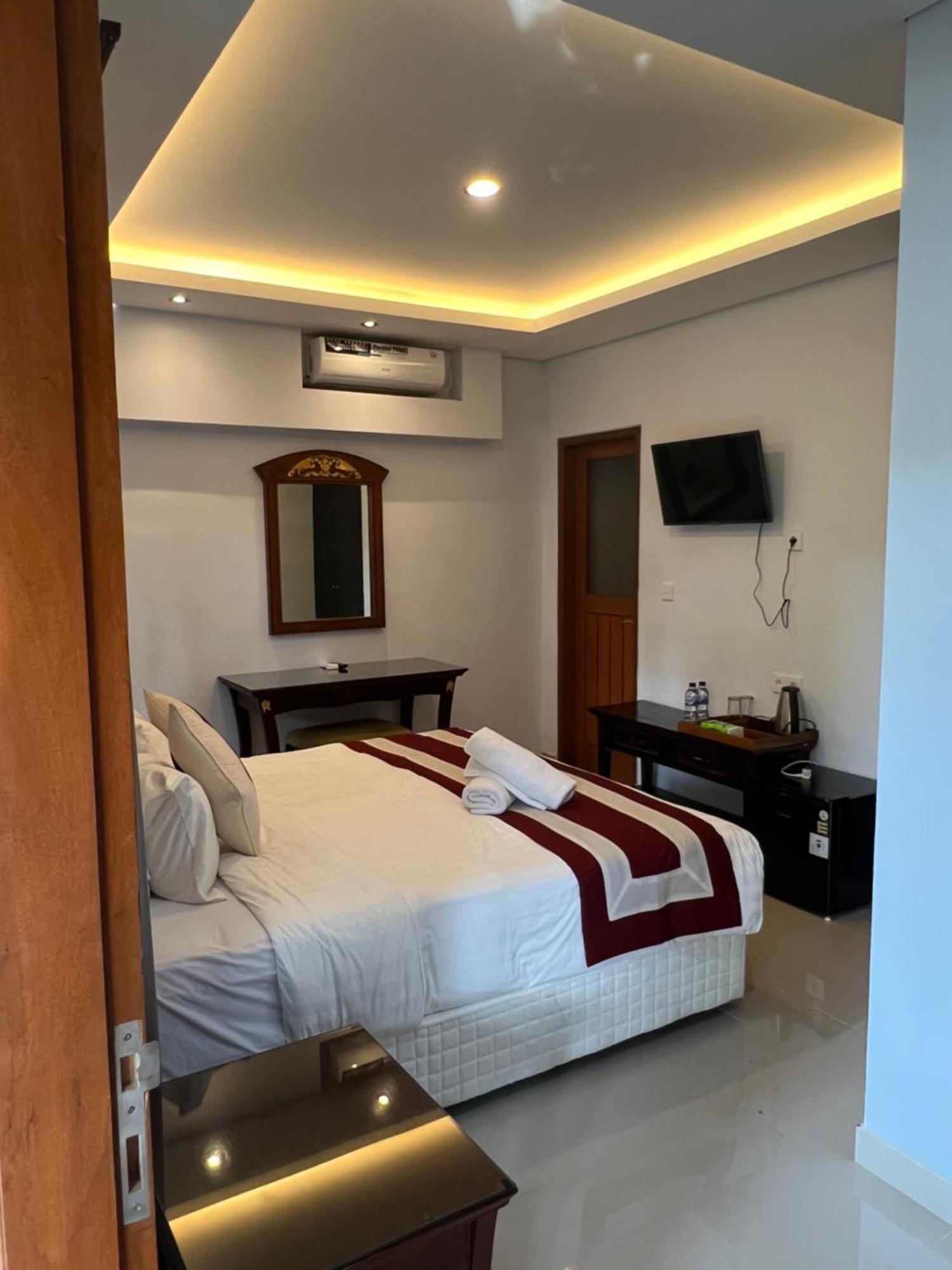 Mandhasativa Homestay Singaraja Extérieur photo