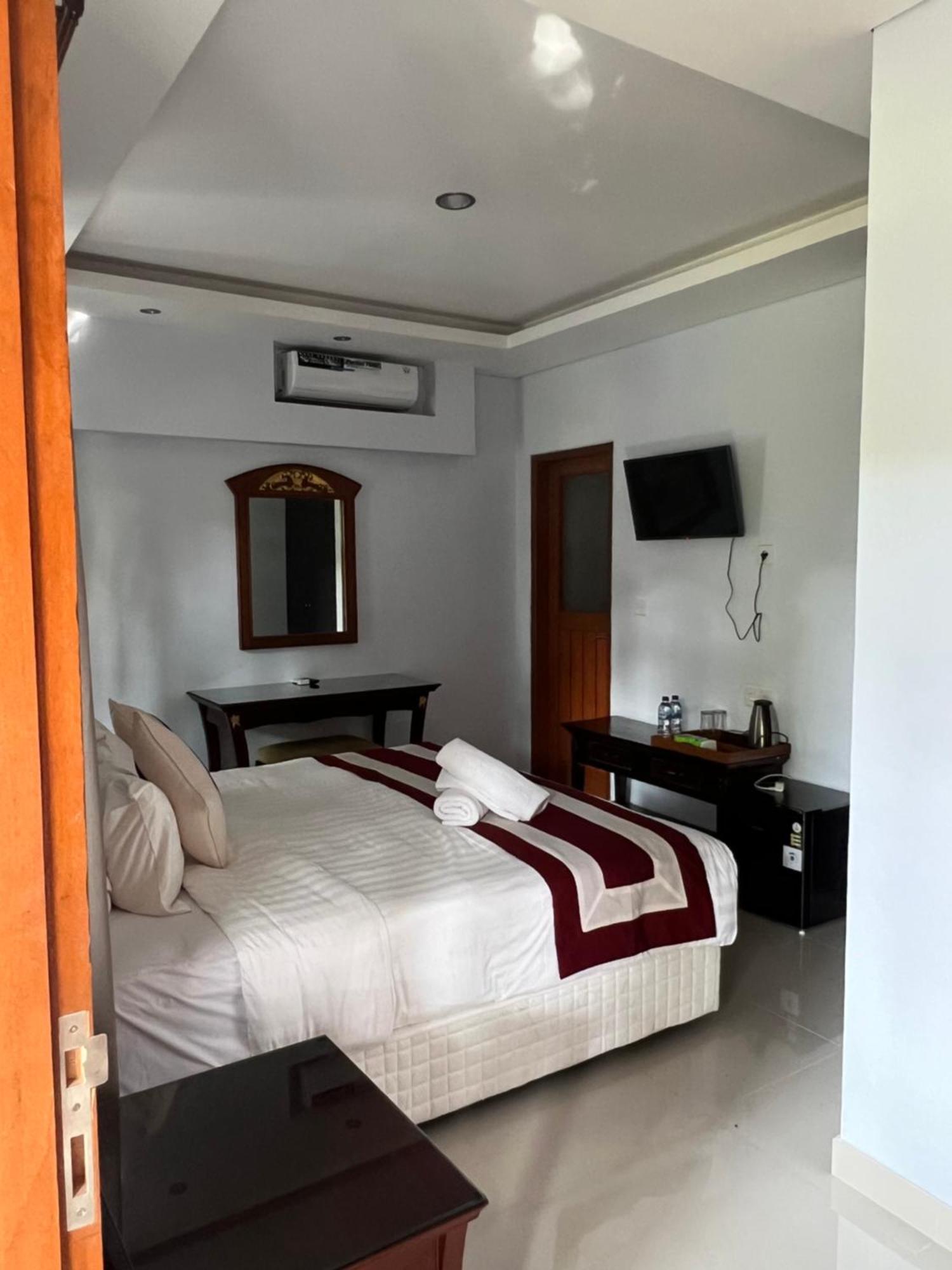 Mandhasativa Homestay Singaraja Extérieur photo