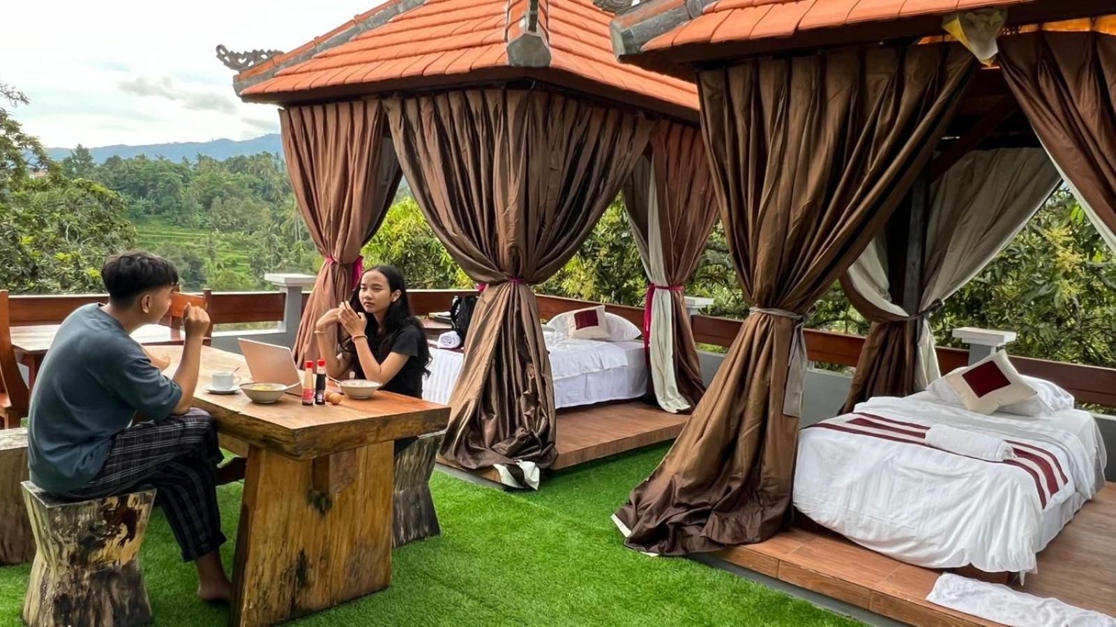 Mandhasativa Homestay Singaraja Extérieur photo